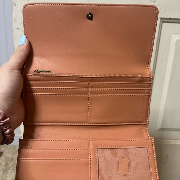 Universal Thread Coral Wallet - Picture 2 of 2
